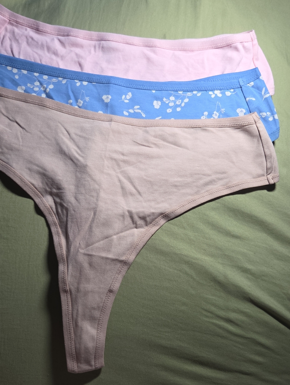 NWOT- Pact Organic - 3pck Thongs